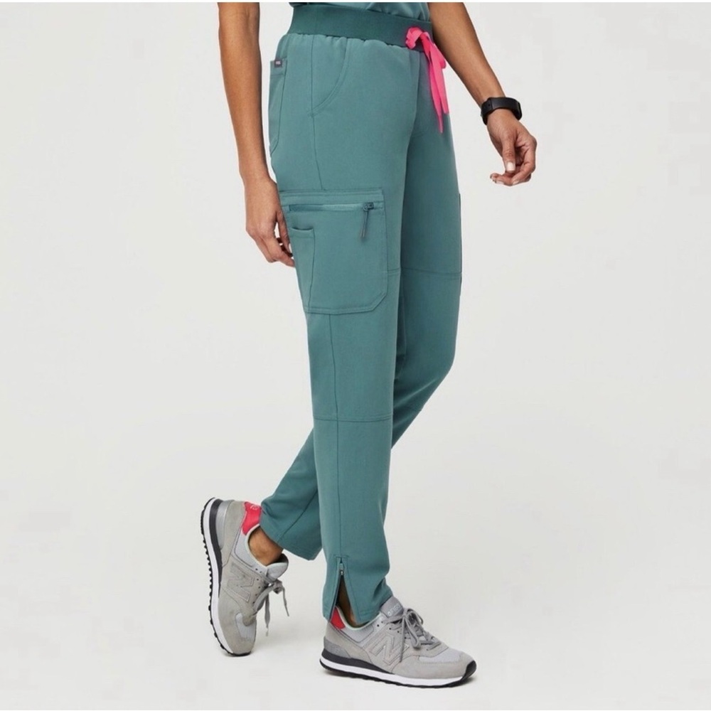 Figs hydrogreen yola scrub pants small tall